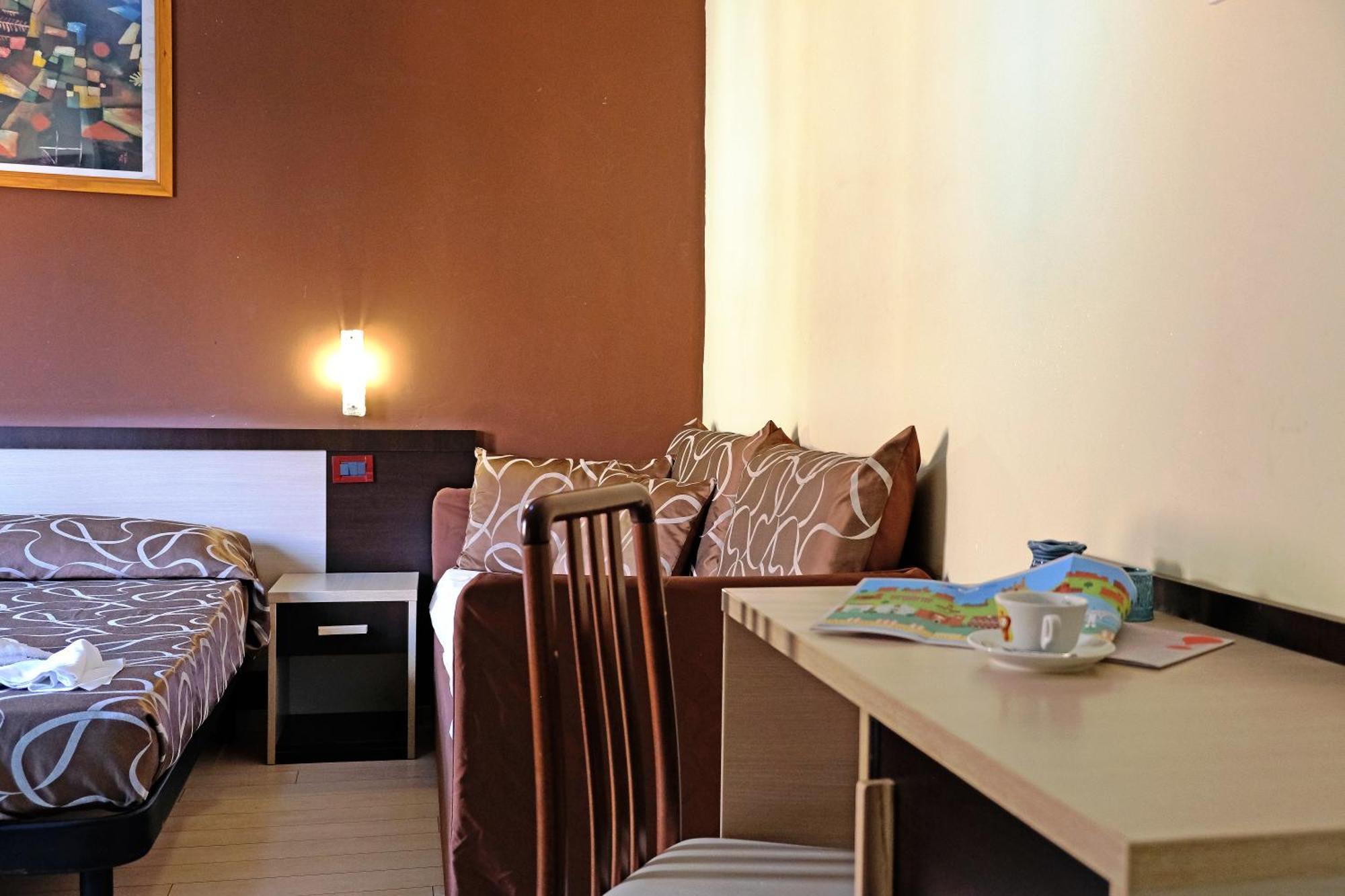 Hotel Canasta Rimini Exterior photo
